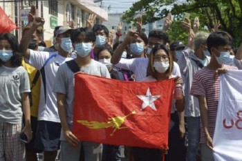 Myanmar - &amp;#39;Toekoms lê in duisternis&amp;#39;