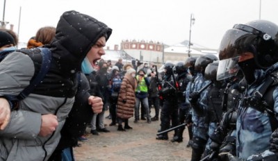 Rusland: Duisende aangehou by landswye saamtrekke vir Navalny se vrylating