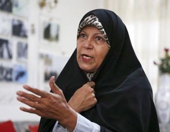 Iran: Revolutionary se dogter sê die Islamitiese Republiek kan ineenstort