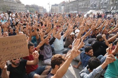 Gaan voort om vir Sirië en Irak te bid