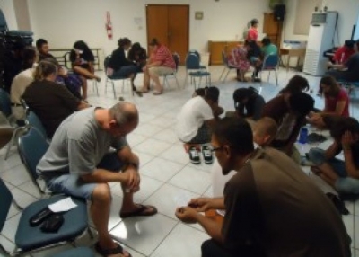 Korporatiewe luister na God in &amp;#39;n plaaslike gemeente of gebedsgroep (Handelinge 13:1-3)